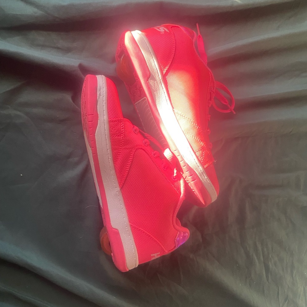 bright pink heelys size 7